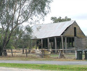 Cobb And Co Stables Morven - Maitland Accommodation 1
