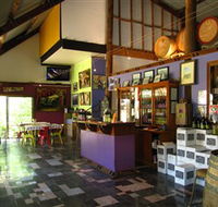 Cargo Road Wines - Maitland Accommodation