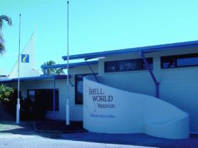 Shell World Yeppoon - Maitland Accommodation 0