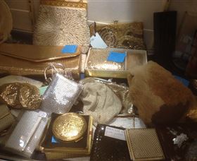 Mountain Blue Vintage Linen - Maitland Accommodation 7