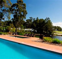 Cypress Lakes Golf and Country Club - by Oaks Hotels and Resorts - Maitland Accommodation