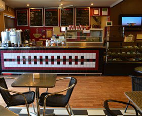 Shoalhaven Fine Art And Framing - Maitland Accommodation 2