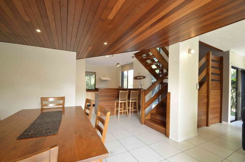 Glen Eden Beach Resort - Maitland Accommodation 2