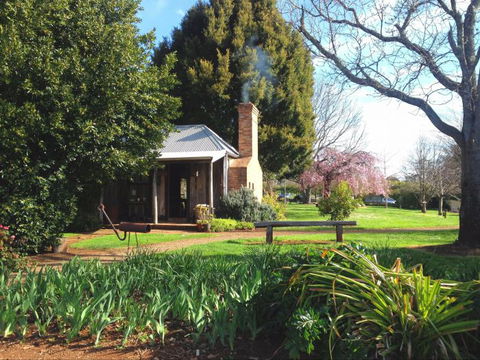 Mont De Lancey Historic Property Tours - Maitland Accommodation 5