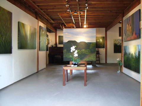 Greg Stevenson Art - Maitland Accommodation 3