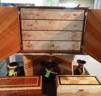 Montville Woods Gallery - Maitland Accommodation