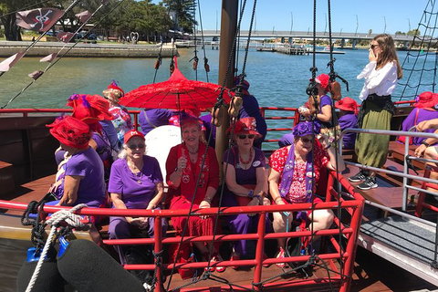 Pirate Ship Lunch Cruise (1.5hr) - Maitland Accommodation 5