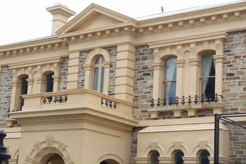 Adelaide Walking Tour: Hills, Squares And Parklands - Maitland Accommodation 4