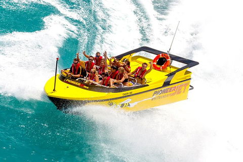 Airlie Beach Jet Boat Thrill Ride - Maitland Accommodation 11
