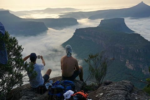 Hiking The Castle In The Spectacular Budawang Mountain Range - Maitland Accommodation 1