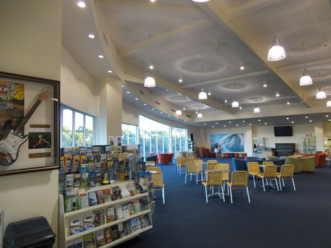 Dunn Lewis Centre - Maitland Accommodation 1