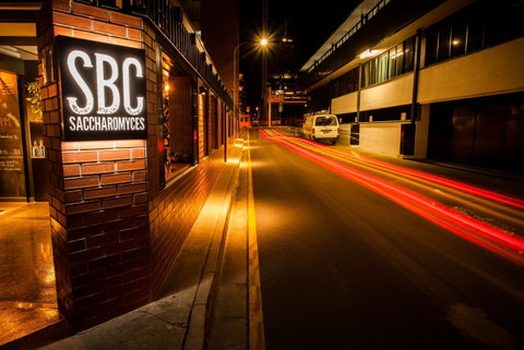 Fish Lane - Maitland Accommodation 1