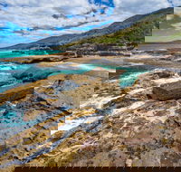 Singing Stones Beach - Maitland Accommodation