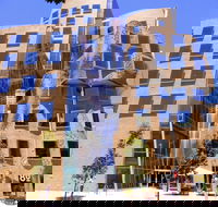 University of Technology - Dr Chau Chak Wing Building - Maitland Accommodation