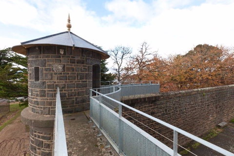 J Ward, Ararat's Old Gaol And Lunatic Asylum - Maitland Accommodation 1