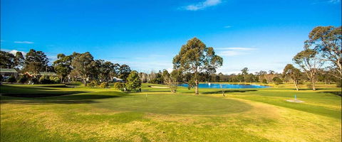 Moruya Golf Club - Maitland Accommodation 2