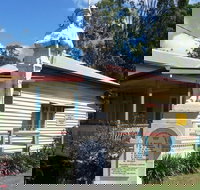 Brooweena War Memorial - Maitland Accommodation