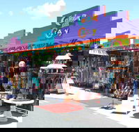 Colour Me Crazy - Maitland Accommodation
