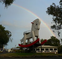 The Big Rocking Horse And The Toy Factory - Maitland Accommodation