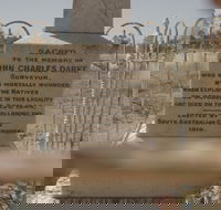 Darke's Grave - Maitland Accommodation