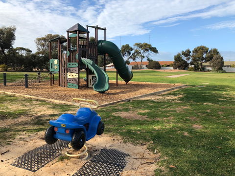 New Town Playground - Maitland Accommodation 0
