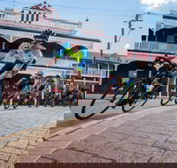 The West Side Story - Avon River Cycle Trail - Maitland Accommodation