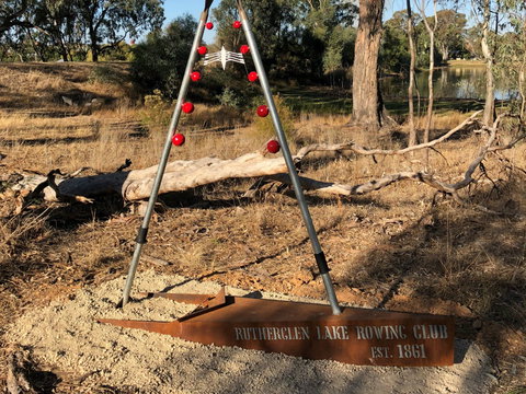 Arts Rutherglen Sculpture Trail - Maitland Accommodation 1