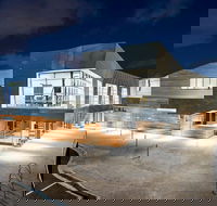 Bowery Theatre - Maitland Accommodation