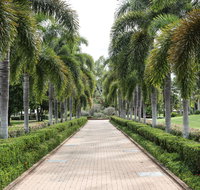 Dan Gleeson Memorial Gardens - Maitland Accommodation
