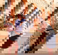 Mary Poppins Statue - Maitland Accommodation