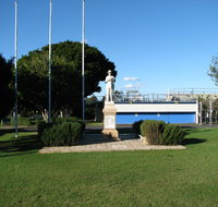 Oxley War Memorial - Maitland Accommodation