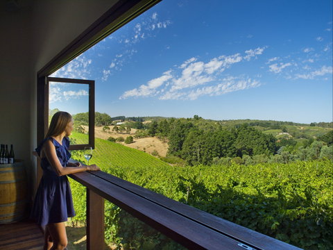 Adelaide Hills - Maitland Accommodation 0