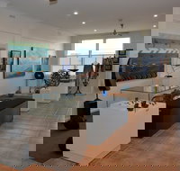 Gallery 45 - Maitland Accommodation