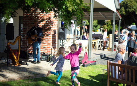 Meeniyan Square - Maitland Accommodation 1