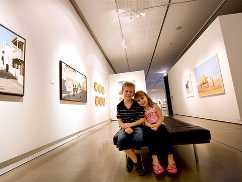 Western Plains Cultural Centre - Maitland Accommodation 0