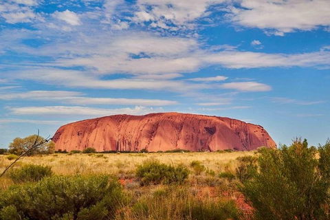 Explore Uluru: 7 Hours Guide Tour At Sunrise With Light Breakfast - Maitland Accommodation 1