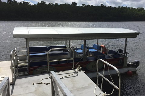 IMAX Private Transfer 7 Guests Cairns Airport To Hotels In Port Douglas - Maitland Accommodation 3