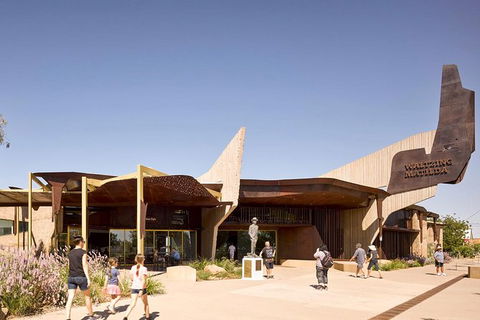 Winton Discovery Day Tour - Maitland Accommodation 3