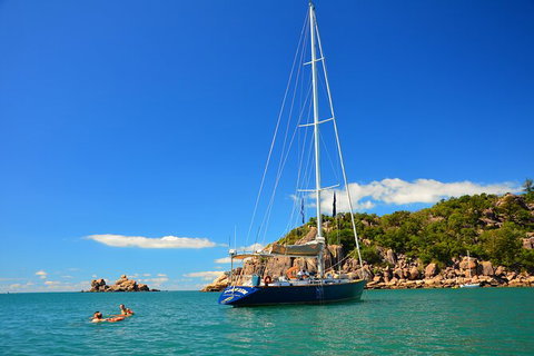 Helicopter And Magnetic Island Sailing - Maitland Accommodation 1