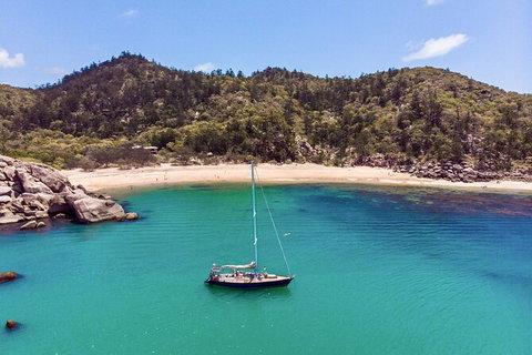 Helicopter And Magnetic Island Sailing - Maitland Accommodation 6