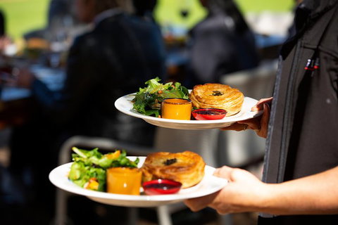 Walk, Taste, Graze - Experience At Pindarie - Maitland Accommodation 5