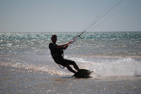 Kitesurfing Lesson - Maitland Accommodation 9