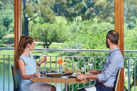 Romance Cruise + Scenic Tour + Beer Tasting + 3 Course Lunch + Hamper - Maitland Accommodation 3