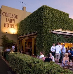 The College Lawn Hotel - Maitland Accommodation 1