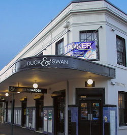 Duck & Swan Hotel - Maitland Accommodation 2