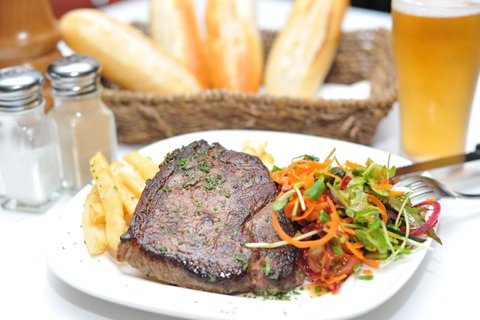 Burleigh Bears - Maitland Accommodation 1