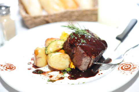 Burleigh Bears - Maitland Accommodation 2