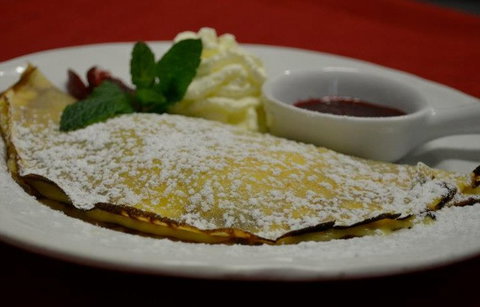 Des Alpes Swiss Restaurant - Maitland Accommodation 2