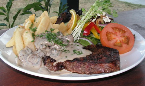 Fairways Tavern - Maitland Accommodation 1