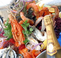 The Lazy Lobster - Maitland Accommodation